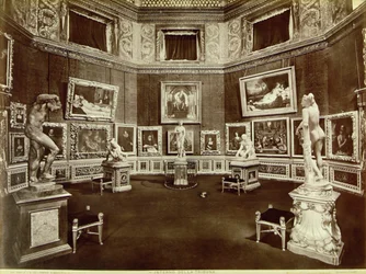 Vue de la salle de la Tribune de la Galleria degli Uffizi, conçue par Bernardo Buontalenti
